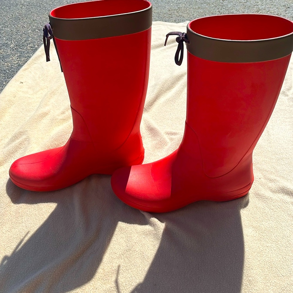 Crocs rain boots